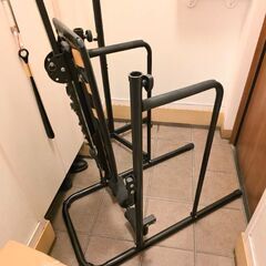 ぶら下がり健康器具(懸垂トレーニング)の画像