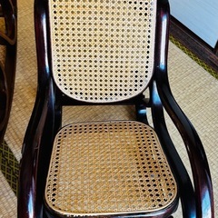 ラタン ロッキングチェア キッズサイズ　と　大人サイズ の画像
