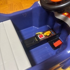 子供　乗用　電動　ランクル　TOYOTAの画像