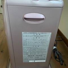 お話中　石油ファンヒーター&灯油ポリタンクの画像