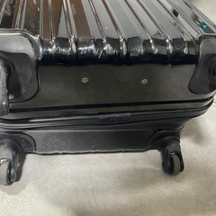 スーツケース(キャスター故障)の画像