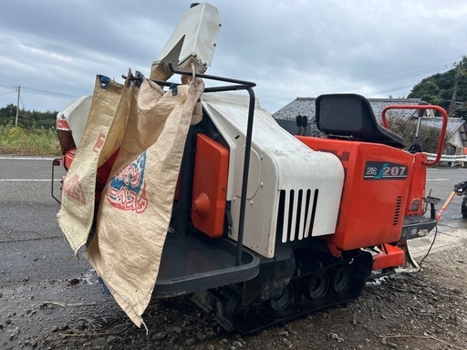 クボタ 2条刈りコンバイン 9.7馬力 SR-J207 こぎ深さ自動HST 無段変速