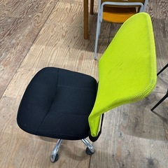 A1750🌟激安‼️オフィス椅子🌟の画像