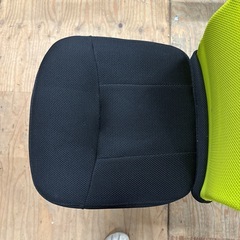 A1750🌟激安‼️オフィス椅子🌟の画像