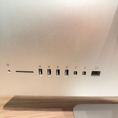 Apple iMac (21.5-inch, Late 2015)の画像