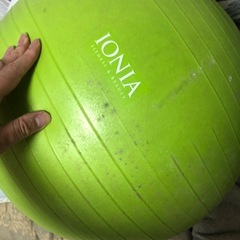 バランスボール 汚れありの画像