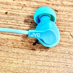 JVC Bluetoothイヤホンの画像