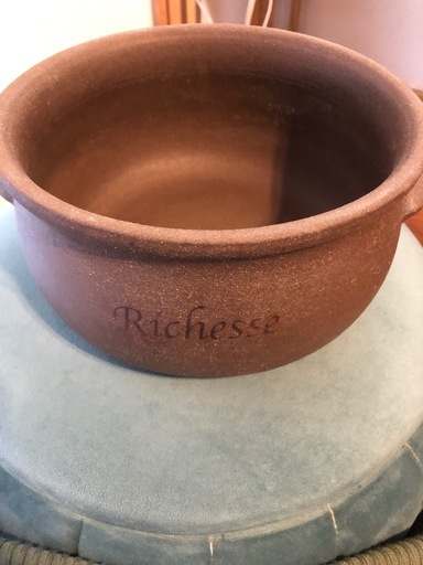 リシェス　よもぎ蒸し　黄土壺