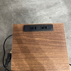 【11月14日午前まで】 収納棚 ラック　本棚　収納ケース　充電可能　コンセント付きの画像