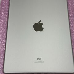 第9世代iPad 256GB シルバー Wifiモデルの画像