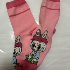 ラブブ 靴下の画像