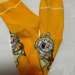 ラブブ 靴下の画像