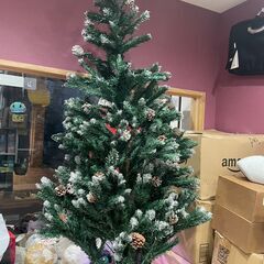 クリスマスツリー　約180cm　まとめ買い歓迎　卸ます　アマゾン引き上げ商品　倒産品　ネット商材　卸ます　転売　アマゾン引き上げ商品　卸し　問屋　倒産品　転売OK　ネット商材　アマゾン　商品　景品　コンペの画像