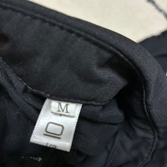 可愛い黒の長袖ぶらうすブラウスの画像