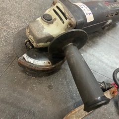 【中古】ディスクグラインダー　電動工具　動作確認済【IK44かっこ】　の画像