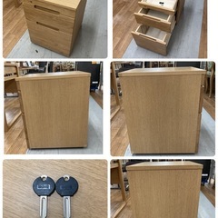 ジモティー限定価格！S366 ⭐ 浜本工芸 学習机4点セット デスク キャビネット 書棚 椅子 コンセント付き 幅110cm USEDの画像