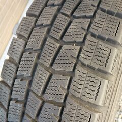 スタッドレスタイヤ、ホイールの画像