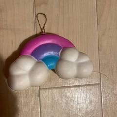 虹ふわふわマスコットの画像