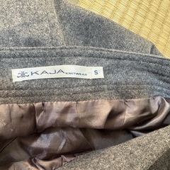 レディース膝上スカート　グレー　　毛50%の画像