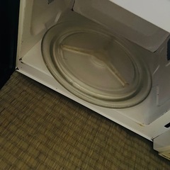 中古👑SHARP 電子レンジ 取っ手部分割れの画像