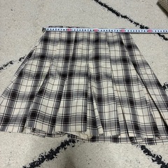 チェックのスカートの画像
