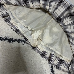 チェックのスカートの画像