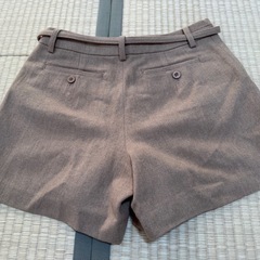 レディースショートパンツ　薄茶色 毛90%の画像
