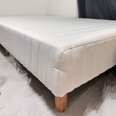 セミダブルベッド 脚付きマットレスの画像