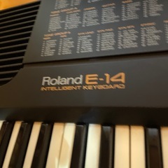 ROLAND E-14 キーボードの画像