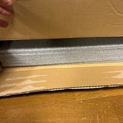 タイルカーペット余りの画像