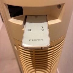 スリム型タワーファンの画像