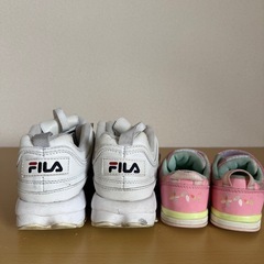 FILAスニーカー　ティンカーベル子供靴の画像
