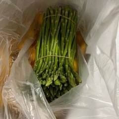 取り引き中🌟箱みかんとアスパラの画像