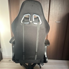ゲーミングチェアの画像