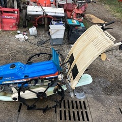 イセキ 田植機 歩行型　2条　PS20ガソリン　2.4馬力　2条植え　田植え機 植え付け　油圧自動水平　さなえ　宮崎　動画ありの画像