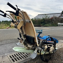 イセキ 田植機 歩行型　2条　PS20ガソリン　2.4馬力　2条植え　田植え機 植え付け　油圧自動水平　さなえ　宮崎　動画ありの画像