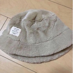 しまむら ボアバケットハットの画像