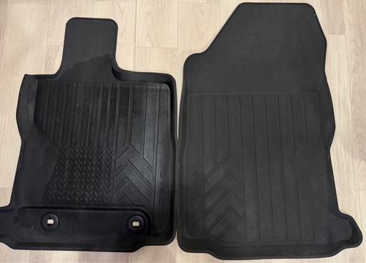 SUBARU《アウトバックBT5》メーカー純正OP《運転席/助手席ゴム製フロアマット》  OUTBACK