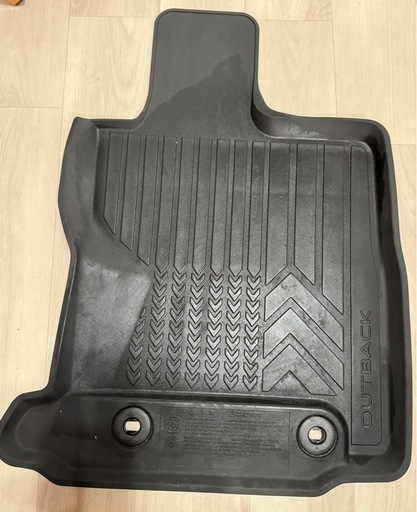 SUBARU《アウトバックBT5》メーカー純正OP《運転席/助手席ゴム製フロアマット》  OUTBACK