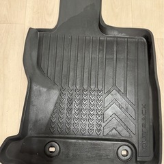 SUBARU《アウトバックBT5》メーカー純正OP《運転席/助手席ゴム製フロアマット》  OUTBACKの画像