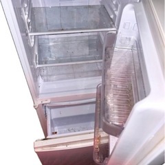 (運搬費込)(即日、深夜ok)SHARP 137L 2013年製の画像