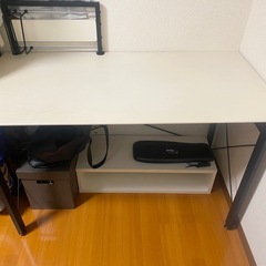 【無料】ニトリ製　デスク(在宅ワーク・勉強用)の画像