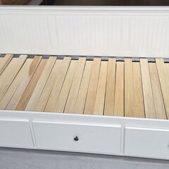 イケア HEMNES ヘムネス デイベッド 引き出し3 マットレス2枚 倉庫保管中【引取限定・現状渡し】カグマニアの画像
