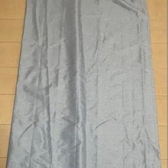 ニトリ 1級 遮光カーテン ディナ グレーの画像