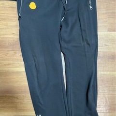 モンクレール　OFFWHITE　セットアップの画像