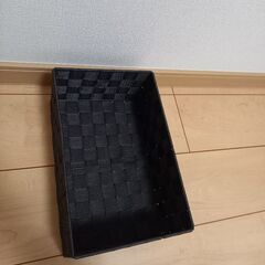 ⚠️値引き対応不可⚠️DAISO 黒色収納バスケット3つの画像