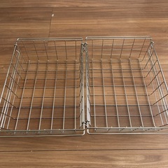 ニトリ　積み重ねできるワイヤーバスケット　横型ハーフ　2個セット　廃盤品の画像
