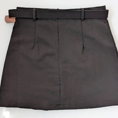 ベルト付き　ミニスカートの画像