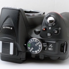 S数約950回！Nikon D5300★Wi-Fi内蔵★すぐ使える★初心者向け  1ヶ月動作補償あり！ 安心のゆうパック代引き発送！ 送料、代引き手数料無料！の画像