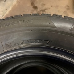 スタッドレスタイヤ　215/60-16  
4本セットの画像